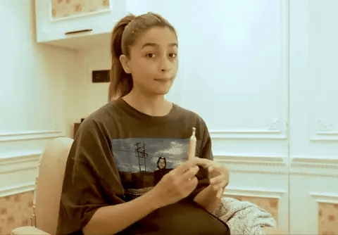 Auréna™ - 24K Gold Luxury Facial Sculpting Massager